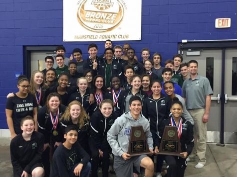 Swim & Dive Capture District