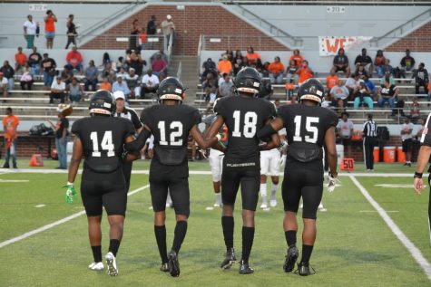 Seniors Say Goodbye